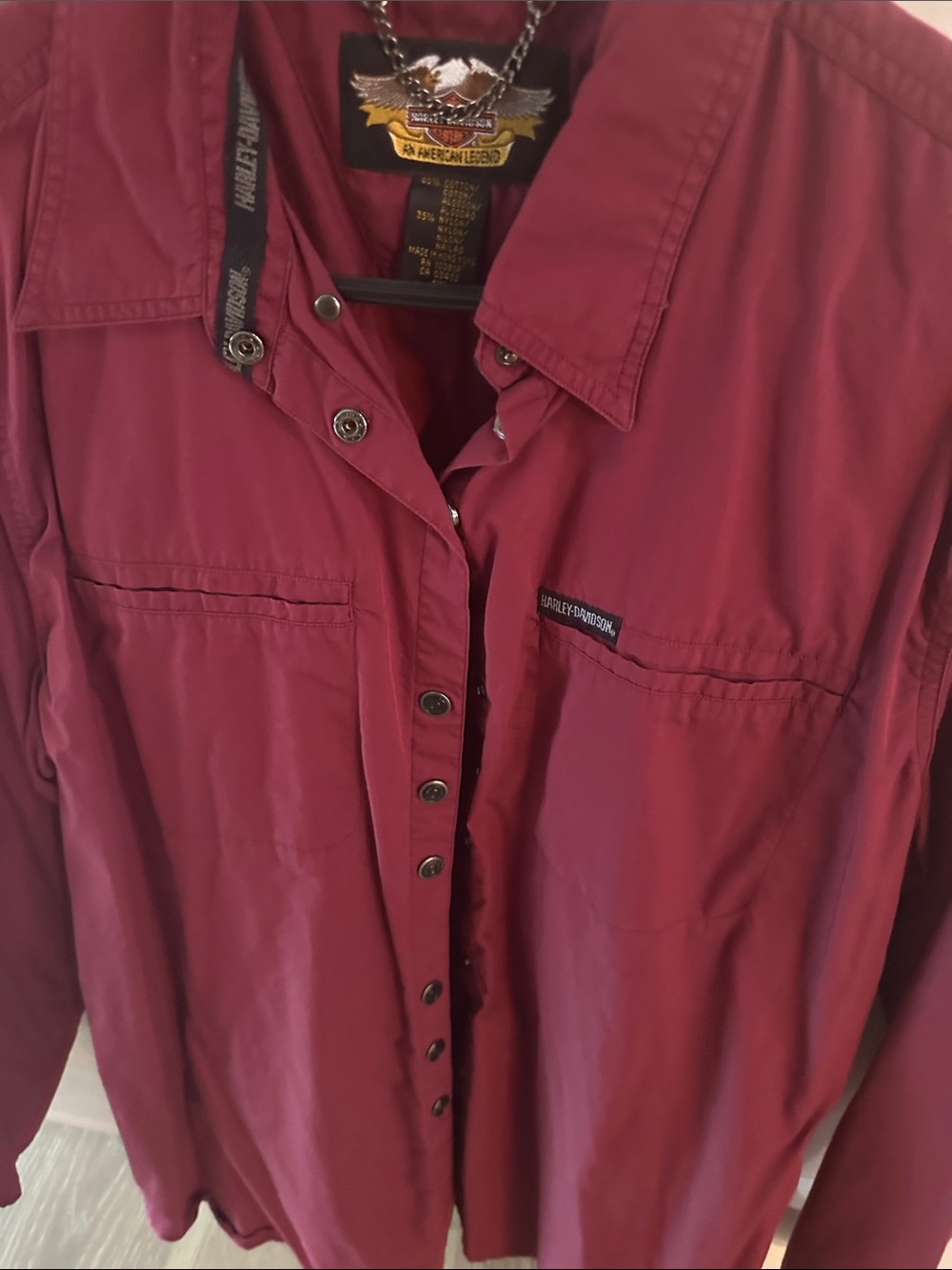 Harley-Davidson women’s Button-Up Shirt in Burgundy